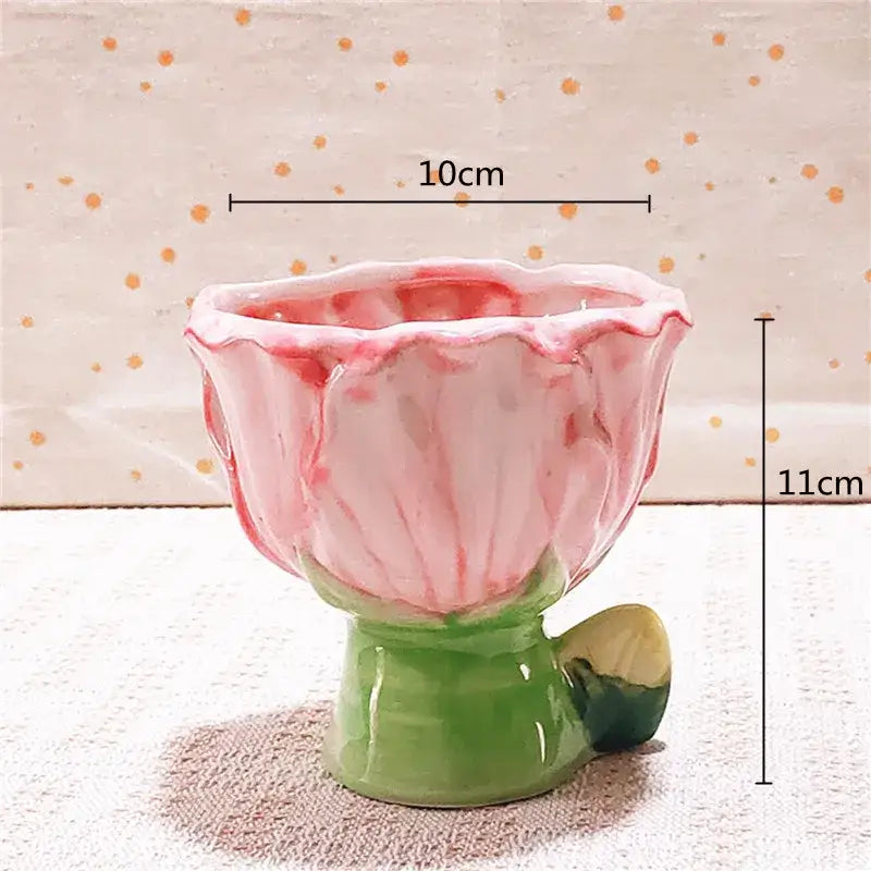Vase en forme de fleur
