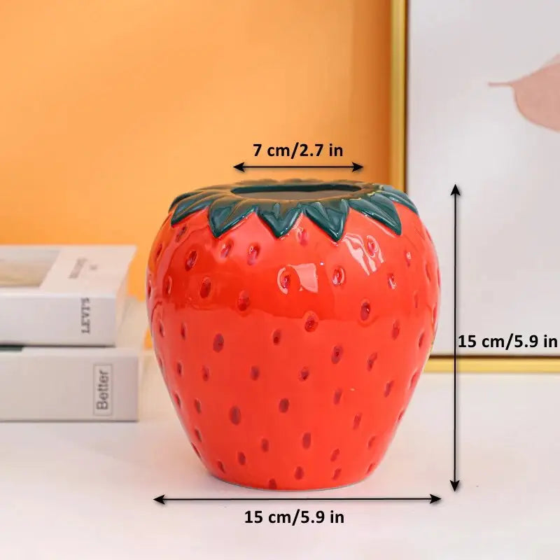 Vase en forme de fraise