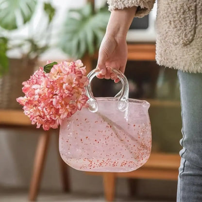 Vase en forme de sac