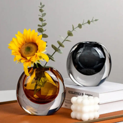 Vase en verre soufflé design