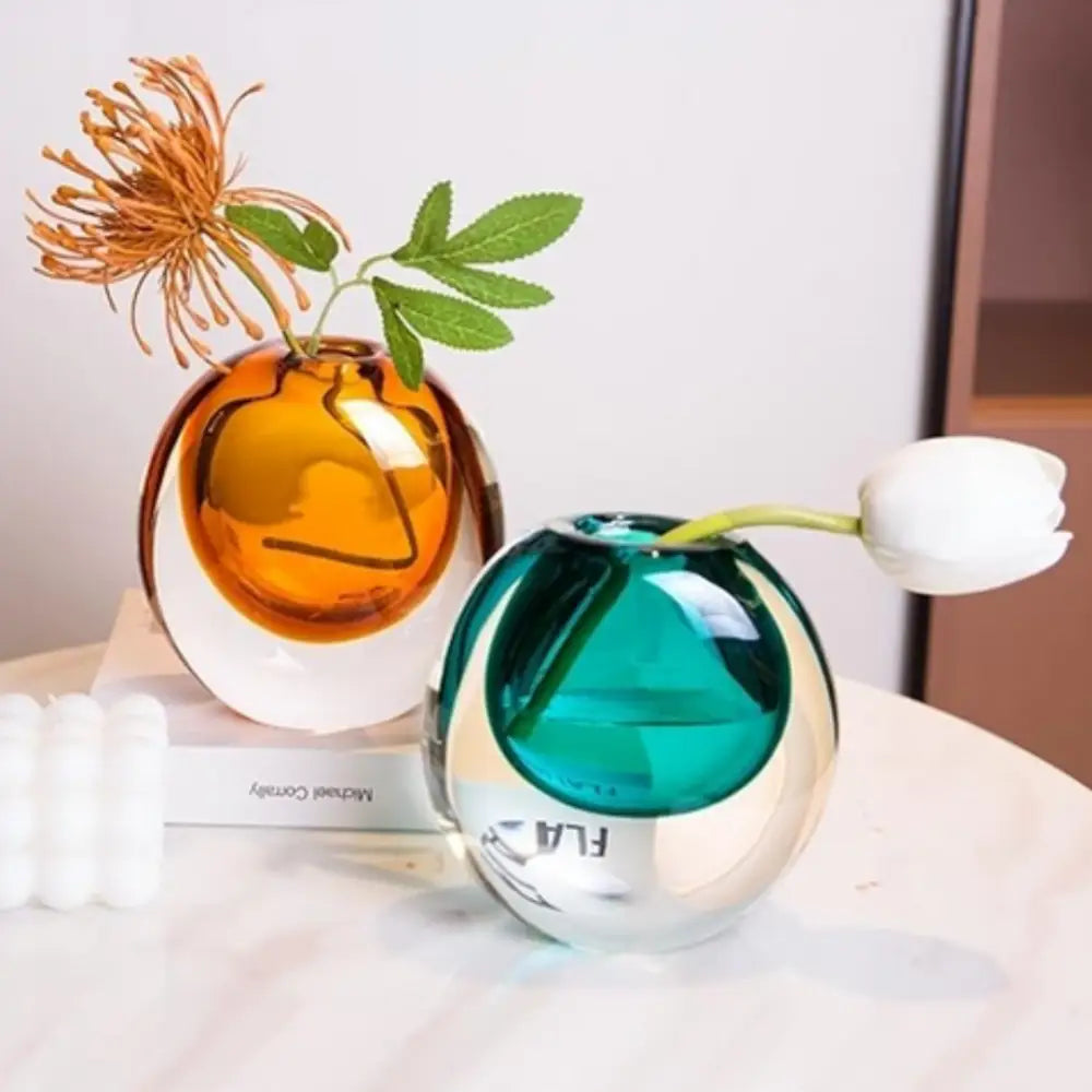 Vase en verre soufflé design