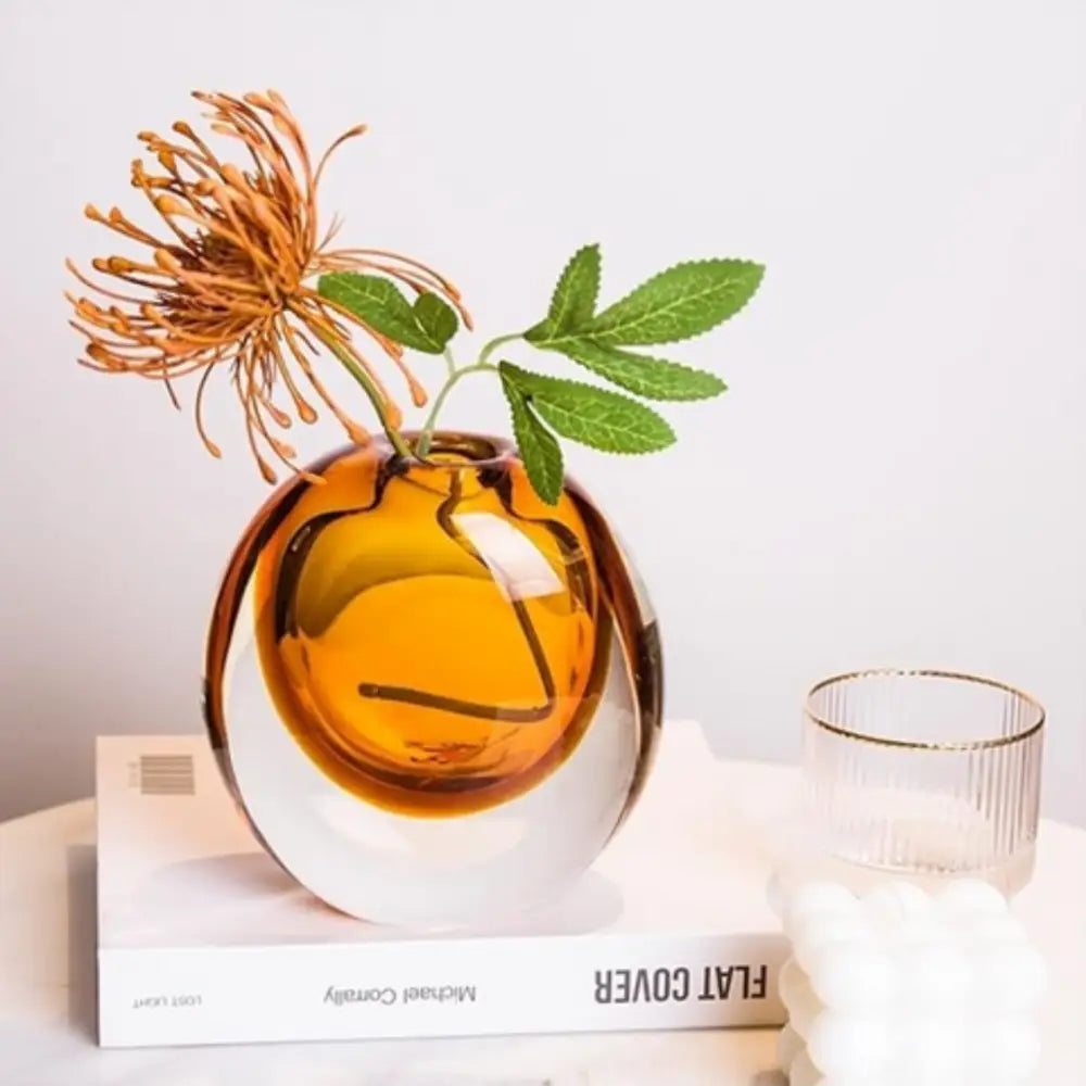 Vase en verre soufflé design