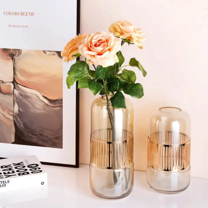 Vase en verre transparent