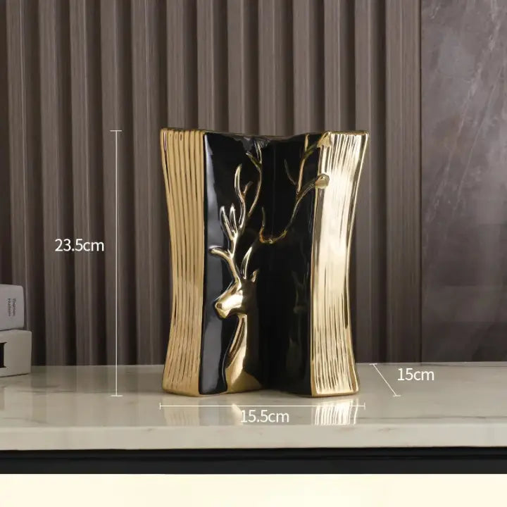 Vase livre avec cerf