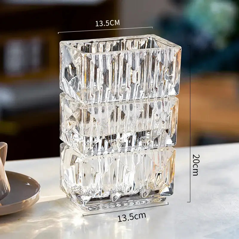 Vase rectangulaire en verre