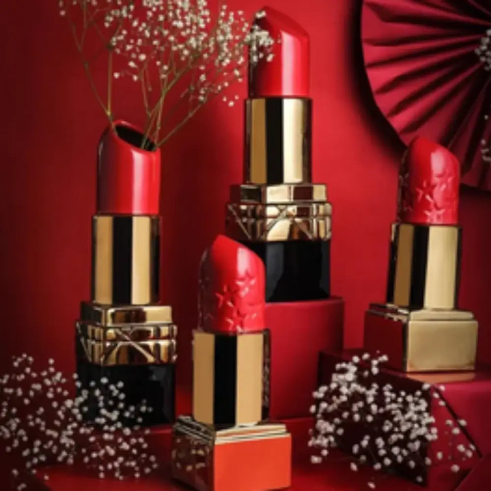 Vase rouge à lèvre